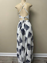 Load image into Gallery viewer, Beach Ready Set
